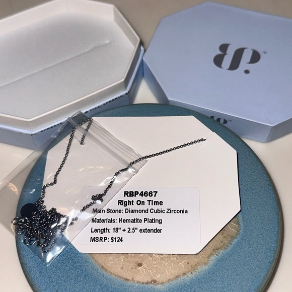 Bomb Party - Right on Time - Diamond CZ - Hematite plating - Picture 3 of 5